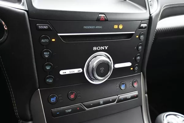 Ford S-MAX 2.0 VIGNALE LED ACC Tažné Masá - foto 20