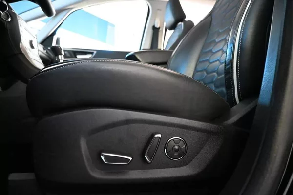Ford S-MAX 2.0 VIGNALE LED ACC Tažné Masá - foto 28