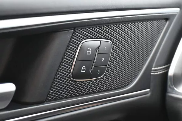 Ford S-MAX 2.0 VIGNALE LED ACC Tažné Masá - foto 32