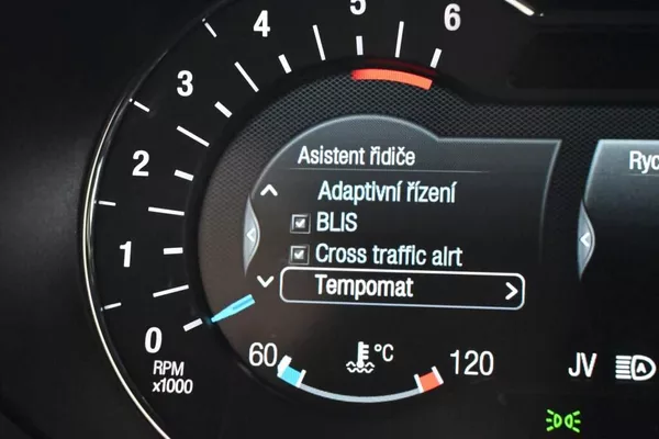 Ford Edge 2.0 ST-LINE 4x4 175KW LED ACC - foto 28
