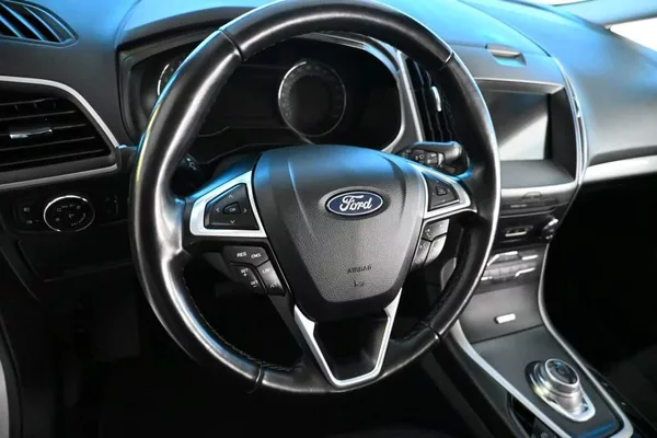 Ford S-MAX 2.5 140 KW FHEV Tažné Kamera D - foto 13