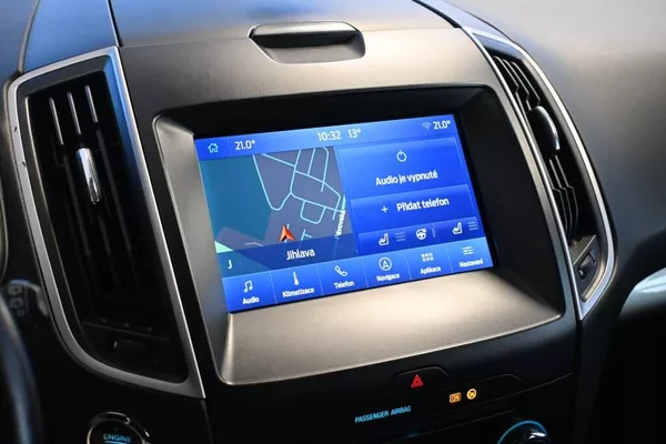 Ford S-MAX 2.5 140 KW FHEV Tažné Kamera D - foto 15