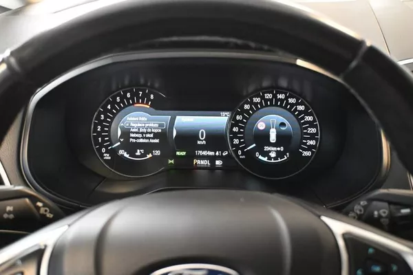 Ford S-MAX 2.5 140 KW FHEV Tažné Kamera D - foto 22