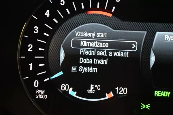 Ford S-MAX 2.5 140 KW FHEV Tažné Kamera D - foto 24