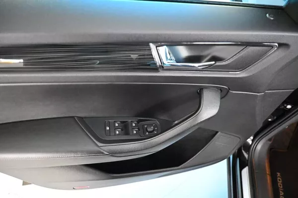 Škoda Kodiaq 2.0 STYLE DSG LED ACC Tažné TD - foto 14