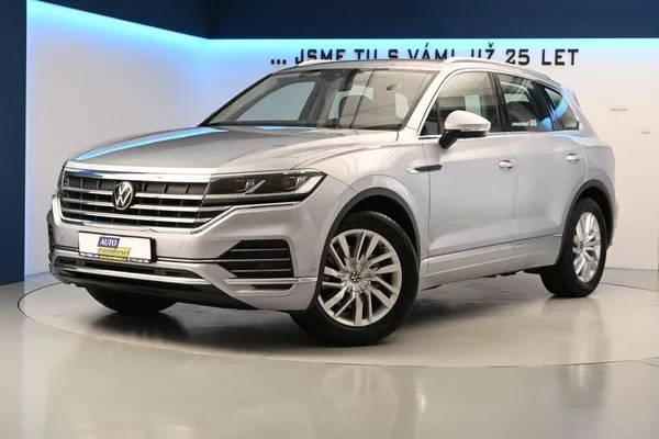 Volkswagen Touareg 3.0 4Motion LED ACC Vzduch Taž