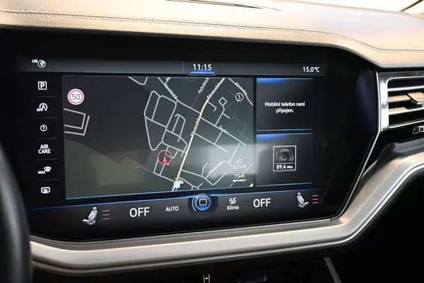 Volkswagen Touareg 3.0 4Motion LED ACC Vzduch Taž - foto 15