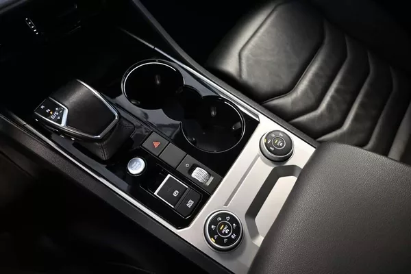 Volkswagen Touareg 3.0 4Motion LED ACC Vzduch Taž - foto 18
