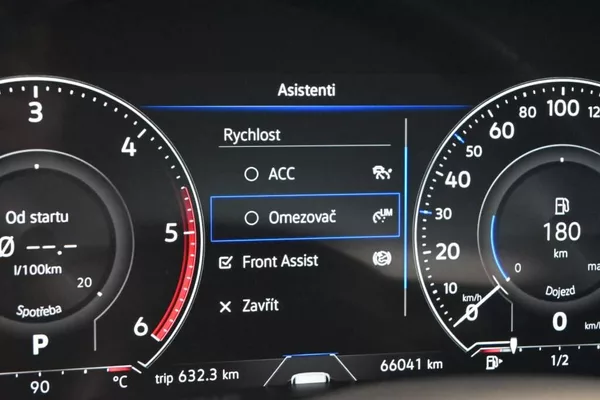 Volkswagen Touareg 3.0 4Motion LED ACC Vzduch Taž - foto 28