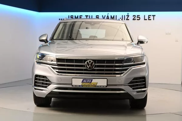 Volkswagen Touareg 3.0 4Motion LED ACC Vzduch Taž - foto 3