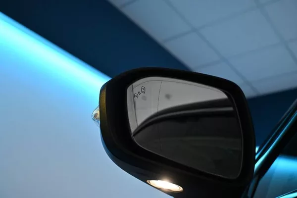 Ford Mondeo 2.0 140 KW LED SONY ACC 8AT EC - foto 23