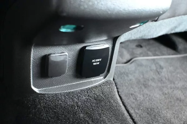 Ford Mondeo 2.0 140 KW LED SONY ACC 8AT EC - foto 25