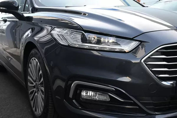 Ford Mondeo 2.0 140 KW LED SONY ACC 8AT EC - foto 40