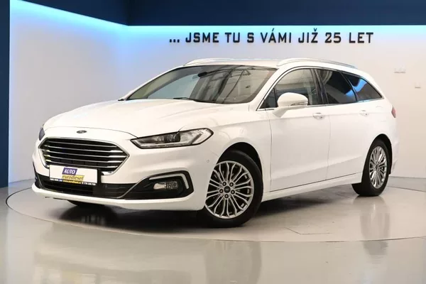 Ford Mondeo 2.0 LED SONY ACC TITANIUM Weba