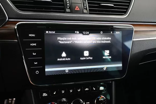 Škoda Superb 2.0 DSG 4x4 SCOUT Matrix LED T - foto 19