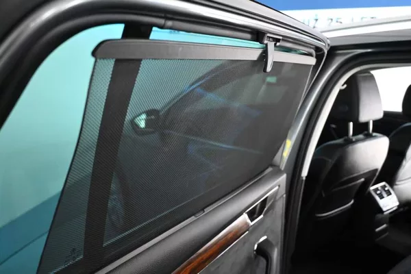Škoda Superb 2.0 DSG 4x4 SCOUT Matrix LED T - foto 28
