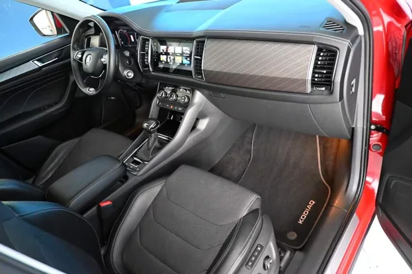 Škoda Kodiaq 2.0 STYLE LED Matrix DSG ACC T - foto 10