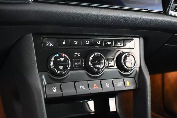 Škoda Kodiaq 2.0 STYLE LED Matrix DSG ACC T - foto 21