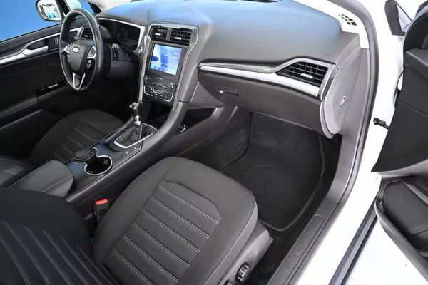 Ford Mondeo 2.0 LED Kamera ECOBLUE BUSINES - foto 10
