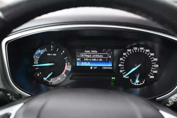 Ford Mondeo 2.0 LED Kamera ECOBLUE BUSINES - foto 20