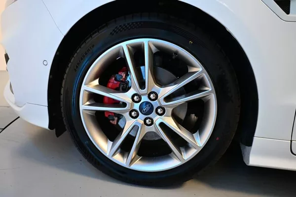 Ford S-MAX 2.0 ST-LINE 7 Míst LED ACC Web - foto 36