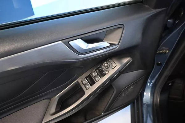 Ford Focus 1.5 ACTIVE LED Kamera ECOBLUE - foto 16