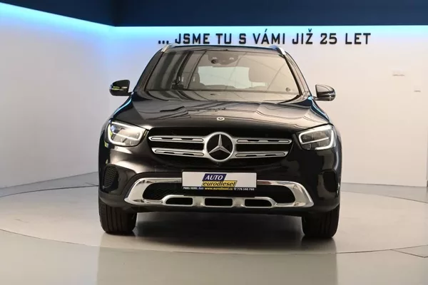 Mercedes-Benz GLC 2.0 300 E 4MATIC 9G-TRONIC LED - foto 3