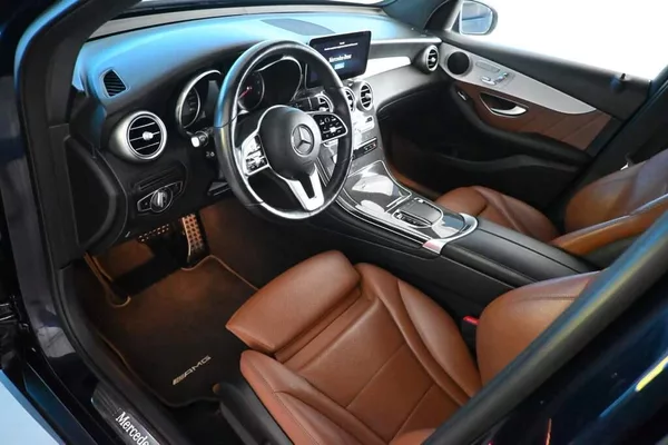 Mercedes-Benz GLC 2.0 4Matic 9G-TRONIC AMG Line - foto 11