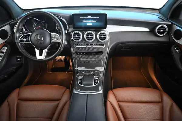Mercedes-Benz GLC 2.0 4Matic 9G-TRONIC AMG Line - foto 12