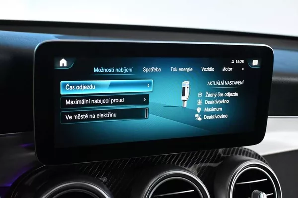 Mercedes-Benz GLC 2.0 4Matic 9G-TRONIC AMG Line - foto 24