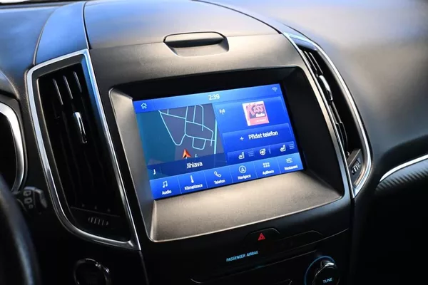 Ford S-MAX 2.0 ST-LINE LED Tažné 8AT ECOB - foto 16