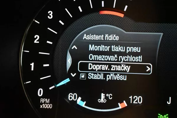 Ford S-MAX 2.0 ST-LINE LED Tažné 8AT ECOB - foto 32
