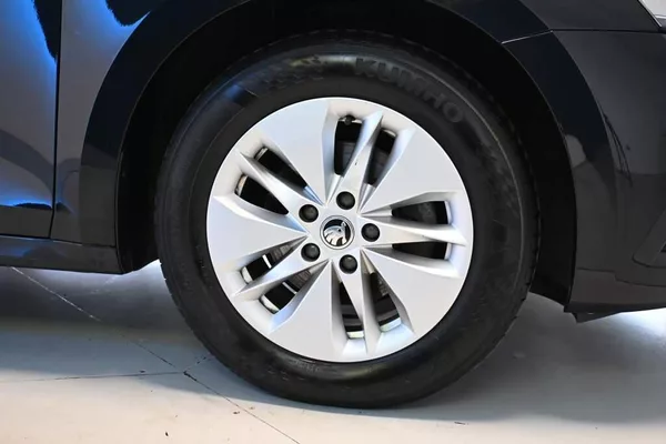 Škoda Octavia 2.0 DSG LED VIRTUAL TDI - foto 31