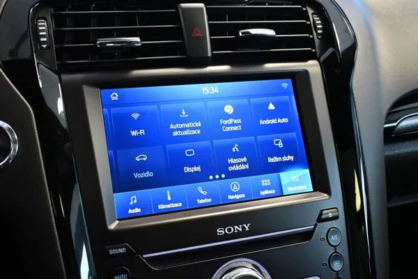 Ford Mondeo 2.0 ST-LINE LED SONY ACC Tažné - foto 17