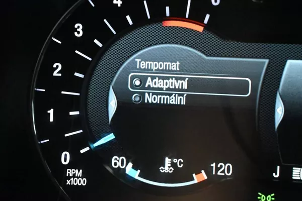 Ford Mondeo 2.0 ST-LINE LED SONY ACC Tažné - foto 34