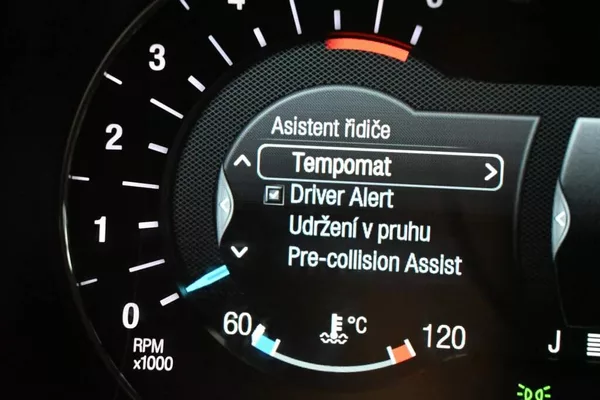Ford Mondeo 2.0 ST-LINE LED SONY ACC Tažné - foto 35