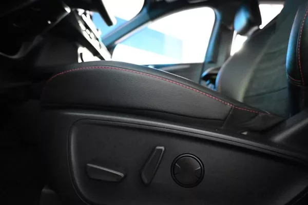 Ford Kuga 1.5 ST-LINE X LED ACC Tažné BO - foto 33