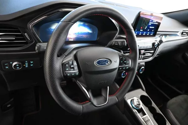 Ford Kuga 2.5 ST-LINE X LED ACC VIRTUAL - foto 13