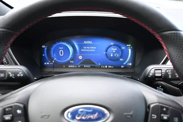 Ford Kuga 2.5 ST-LINE X LED ACC VIRTUAL - foto 35