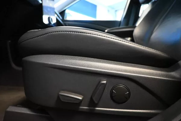 Ford Mustang Mach-E X ACC LED BO Tažné Extended Ra - foto 29
