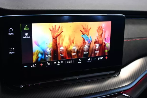 Škoda Octavia 2.0 RS DSG 147KW Matrix LED Vi - foto 21