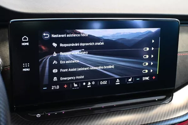 Škoda Octavia 2.0 RS DSG 147KW Matrix LED Vi - foto 23