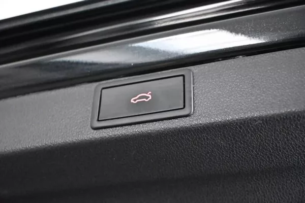 Škoda Octavia 2.0 RS DSG 147KW Matrix LED Vi - foto 27