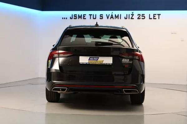 Škoda Octavia 2.0 RS DSG 147KW Matrix LED Vi - foto 6
