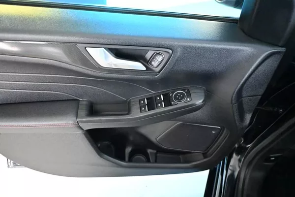 Ford Kuga 2.0 ST-LINE X LED ACC BO Tažné - foto 15