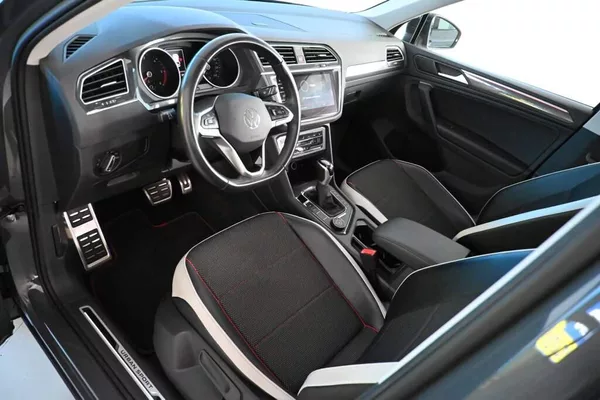 Volkswagen Tiguan 2.0 4Motion Urban Sport 147KW - foto 11