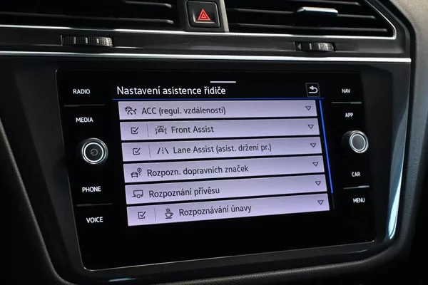 Volkswagen Tiguan Allspace 2.0 DSG LED ACC VIRTUAL Tažné - foto 18