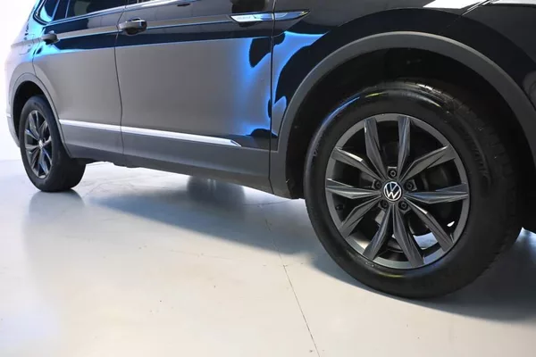 Volkswagen Tiguan Allspace 2.0 DSG LED ACC VIRTUAL Tažné - foto 32