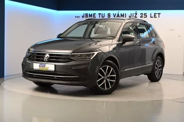 Volkswagen Tiguan 2.0 DSG LED ACC Kamera Tažné T