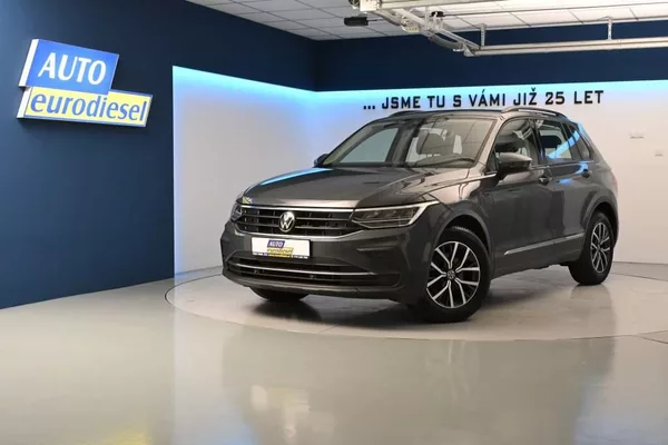 Volkswagen Tiguan 2.0 DSG LED ACC Kamera Tažné T - foto 2